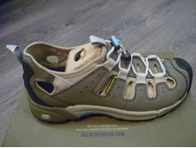 ��������� But**te, Bri**ndle/A*ir Blue	������ 25�� 38,5 ��� 8 ���� 1112�