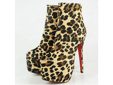 Christian Louboutin 035