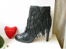 40�. � ���% 5823 ���