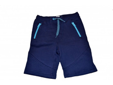 �����	H&M	220