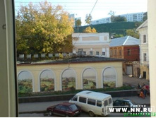 �.������