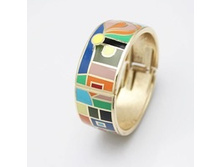 ������� 640�.