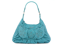 C-hiara 6-22-06-8-2-796 turquoise.jpg 1711���.jpg