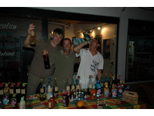 ��-��-��