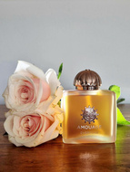 AMOUAGE OVERTURE edp lady.jpg